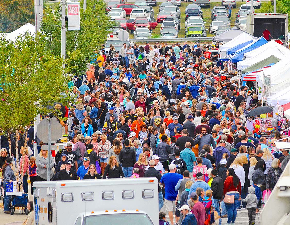 Apple Festival crowd